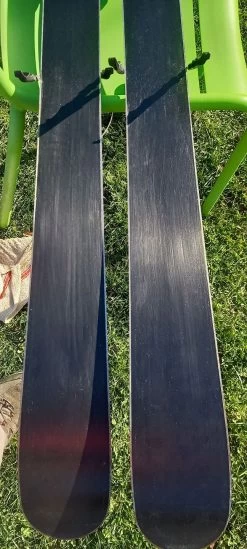 BLACK CROWS Magnis Jr -Black Crows Promos Boutique 63d7b8939f6e77.26574787 phpichekk