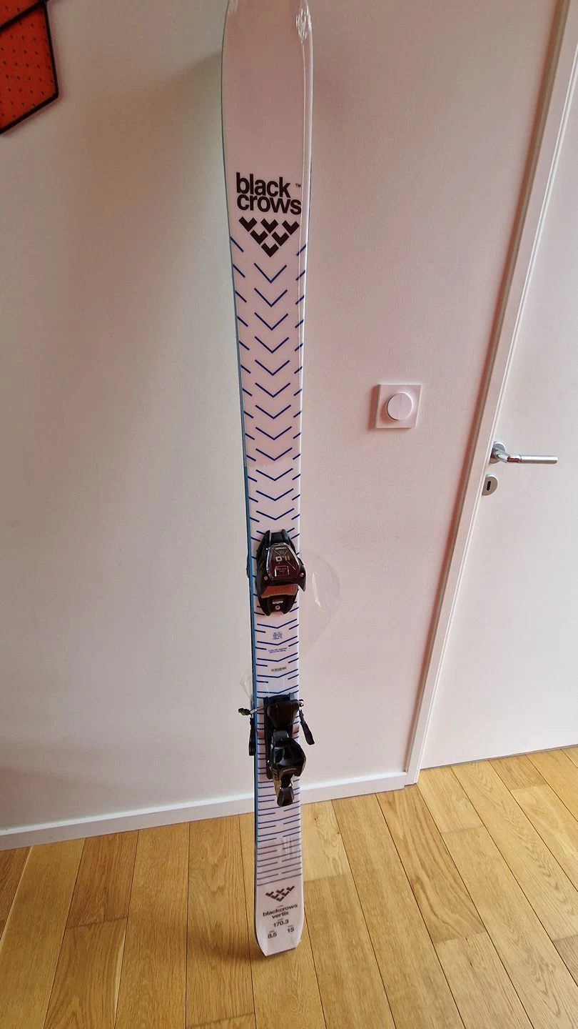 BLACK CROWS Vertis 2023 1 BLACK CROWS Vertis 2023