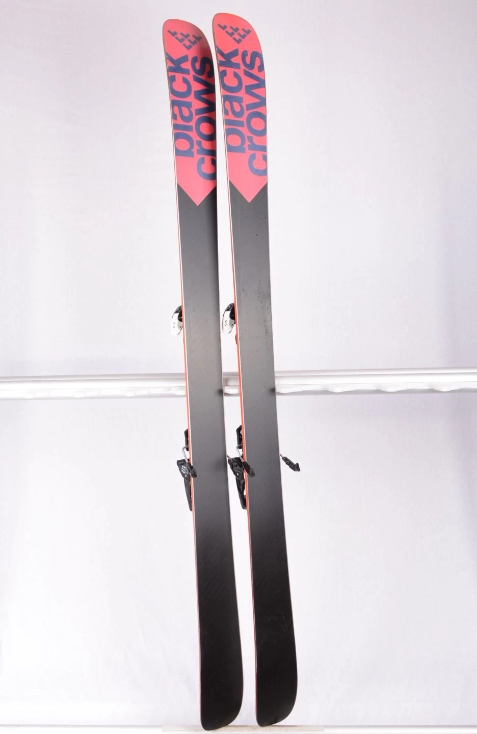 BLACK CROWS Freeride Camox Salomon Warden 13 4 BLACK CROWS Freeride Camox Salomon Warden 13 – Image 4